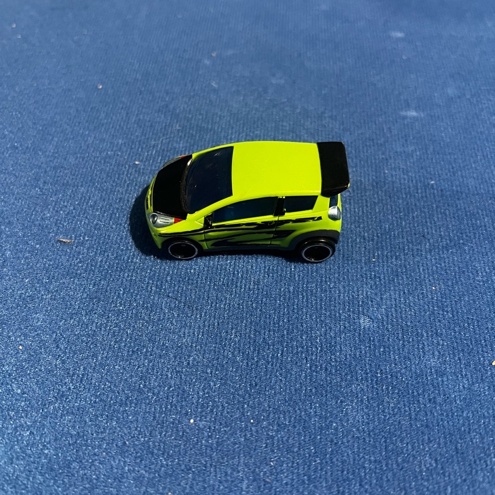 transformer’s Skids Chevy Spark ROTF Revenge Of The Fallen 1/64 Diecast